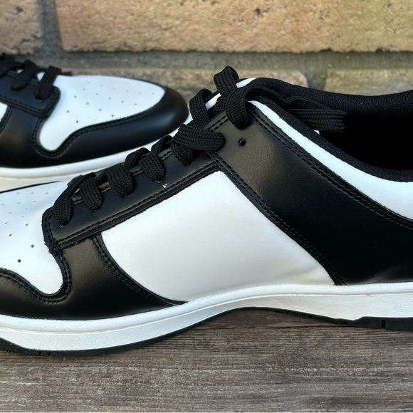 Calvin Klein Size 10.5 Men Low Cmdavery2-r  Sneakers Black/white New Without Box - Picture 8 of 14